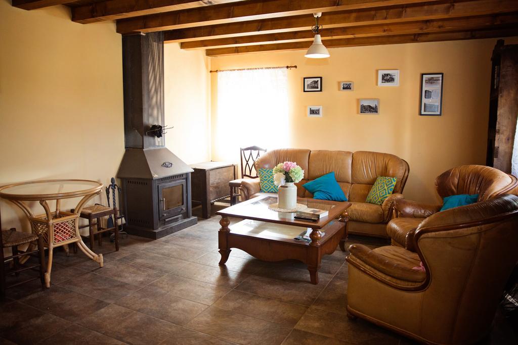 רבנאל דל קמינו Apartamentos Turisticos Las Carballedas מראה חיצוני תמונה