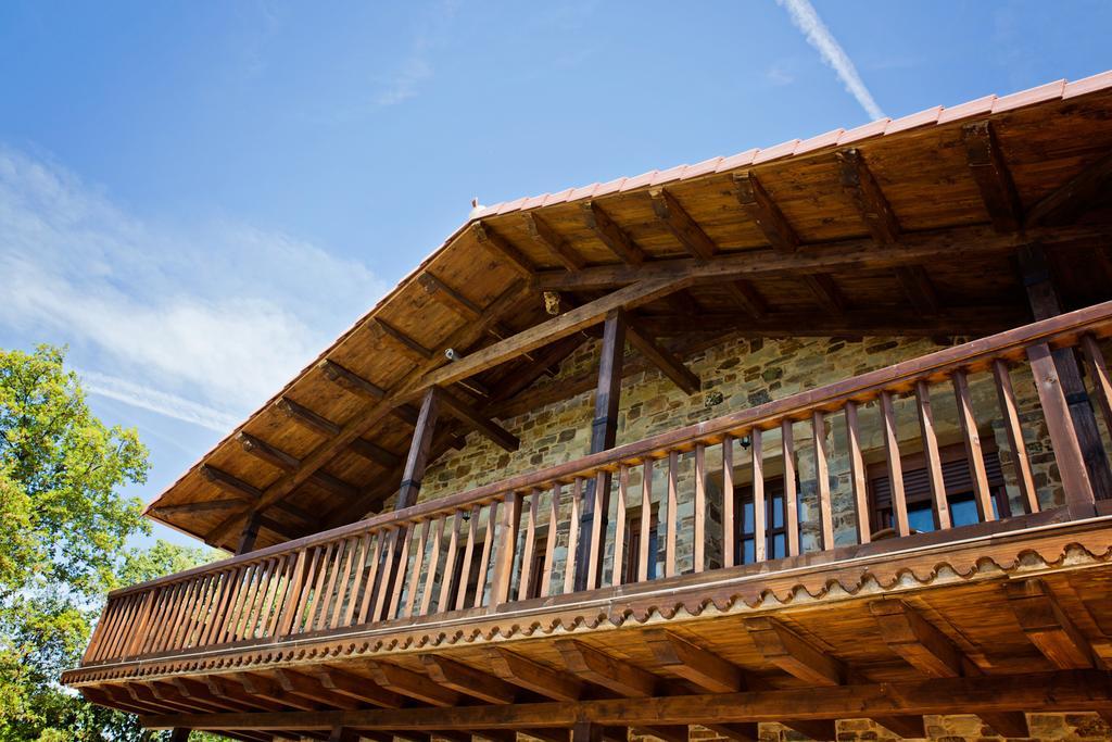 רבנאל דל קמינו Apartamentos Turisticos Las Carballedas חדר תמונה