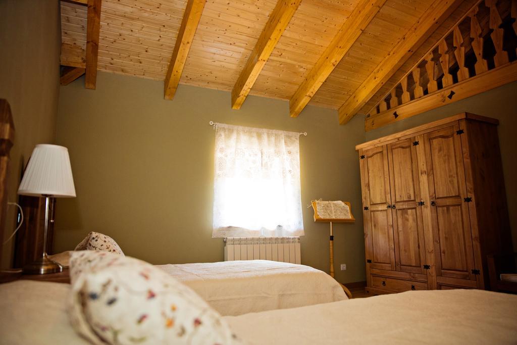 רבנאל דל קמינו Apartamentos Turisticos Las Carballedas חדר תמונה