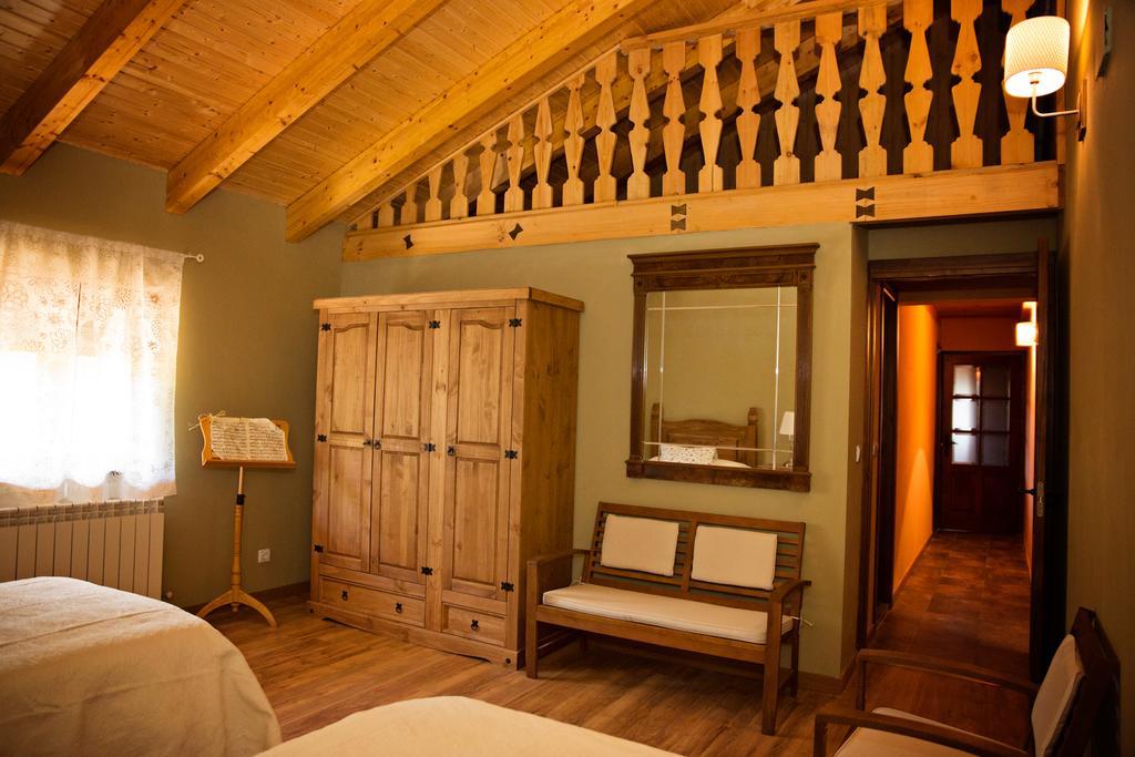 רבנאל דל קמינו Apartamentos Turisticos Las Carballedas חדר תמונה